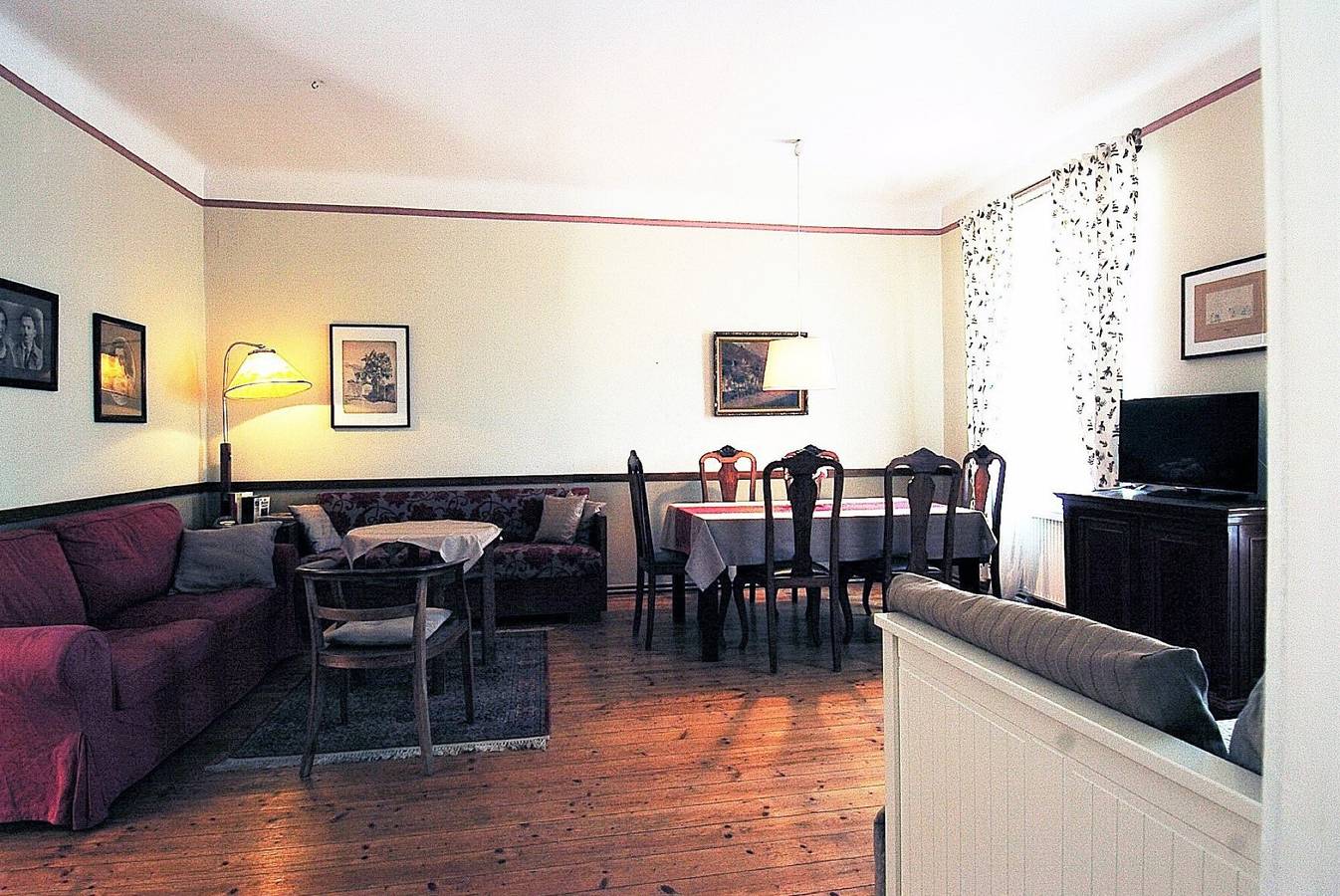 Entire apartment, Apartment 'Bioweingut Hauerhof 99 - 2' with Shared Garden, Wi-Fi and Air Conditioning in Klosterneuburg, Wien-Umgebung