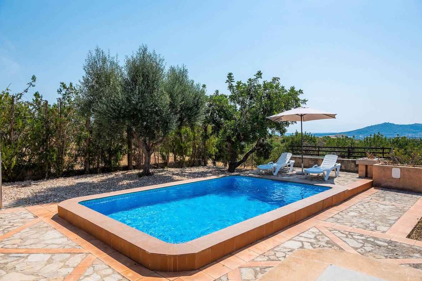 Villa 'Auxella Petit' with Mountain View, Wi-Fi and Air Conditioning in Moscari, Selva