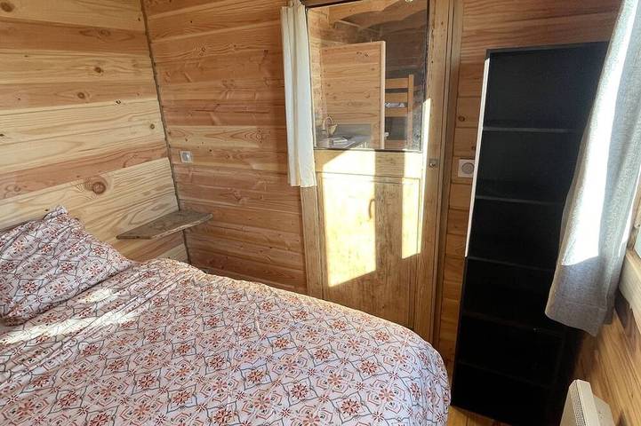 Gîte pour 4 personnes, avec terrasse et jardin à Quinson - 3