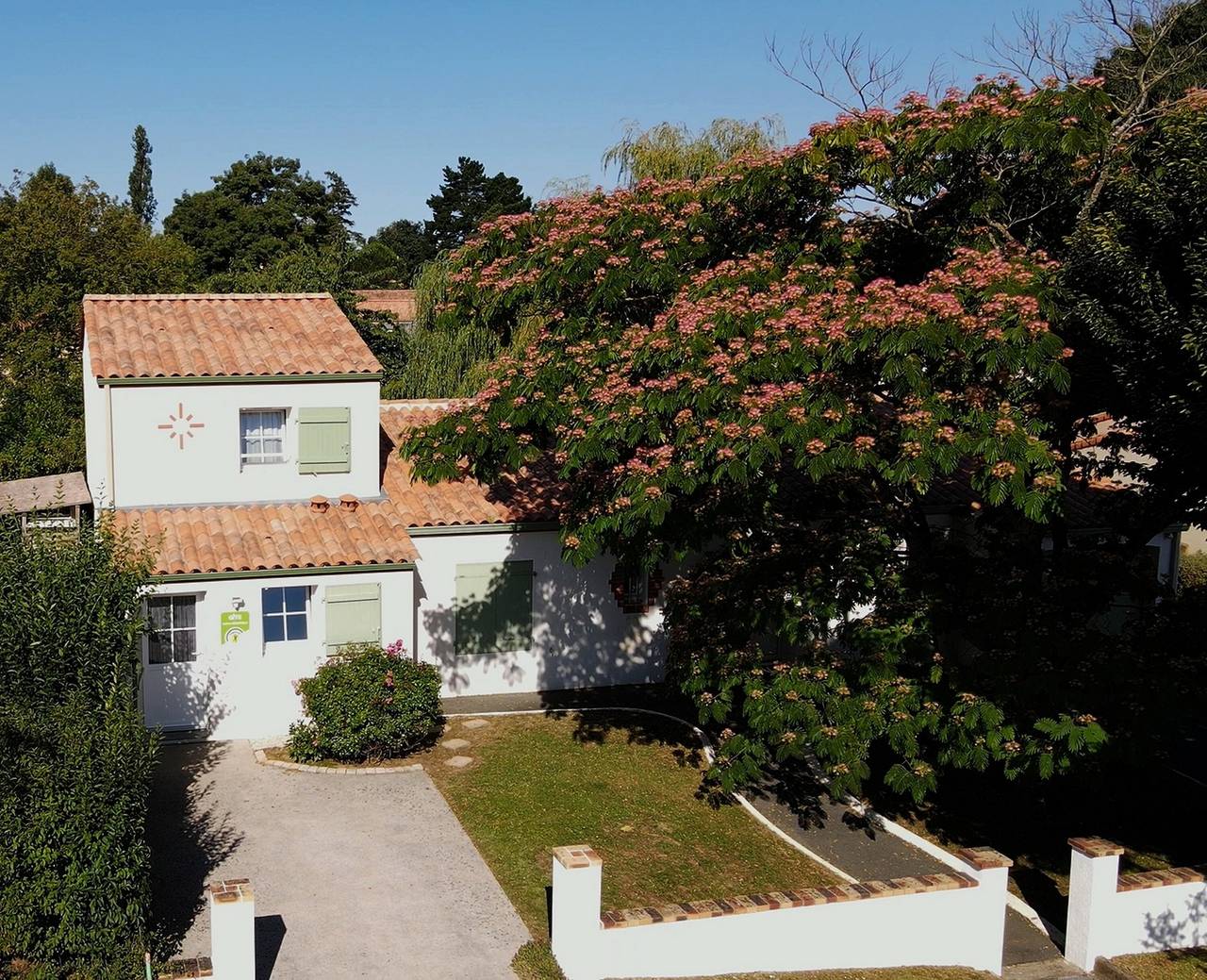 Gîte Le Fief De La Fontaine avec terrasse privée, jardin commun et Wi-Fi in Port-Saint-Père, Région de Nantes