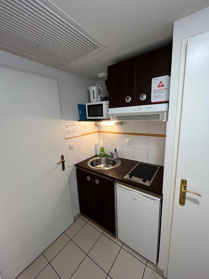 Gîte pour 2 personnes, avec vue et jardin à Idron - 4