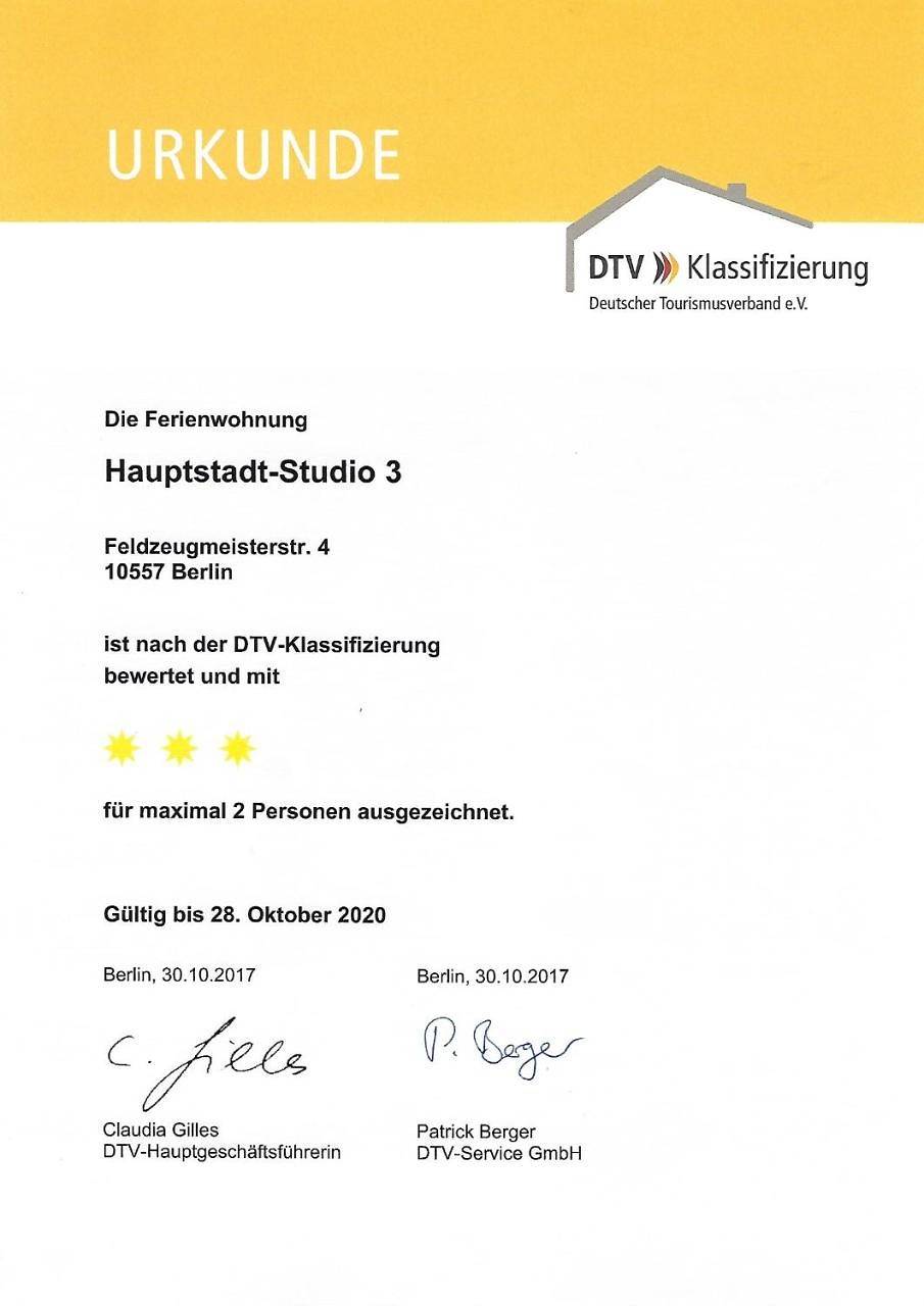 Ganze Wohnung, Standard Triple Studio in Moabit Berlin, Berlin