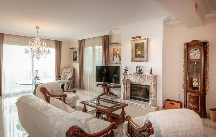 Apartamento junto a la piscina, cerca de restaurantes y del lago - Arenys de Munt in Arenys de Munt, Costa del Maresme