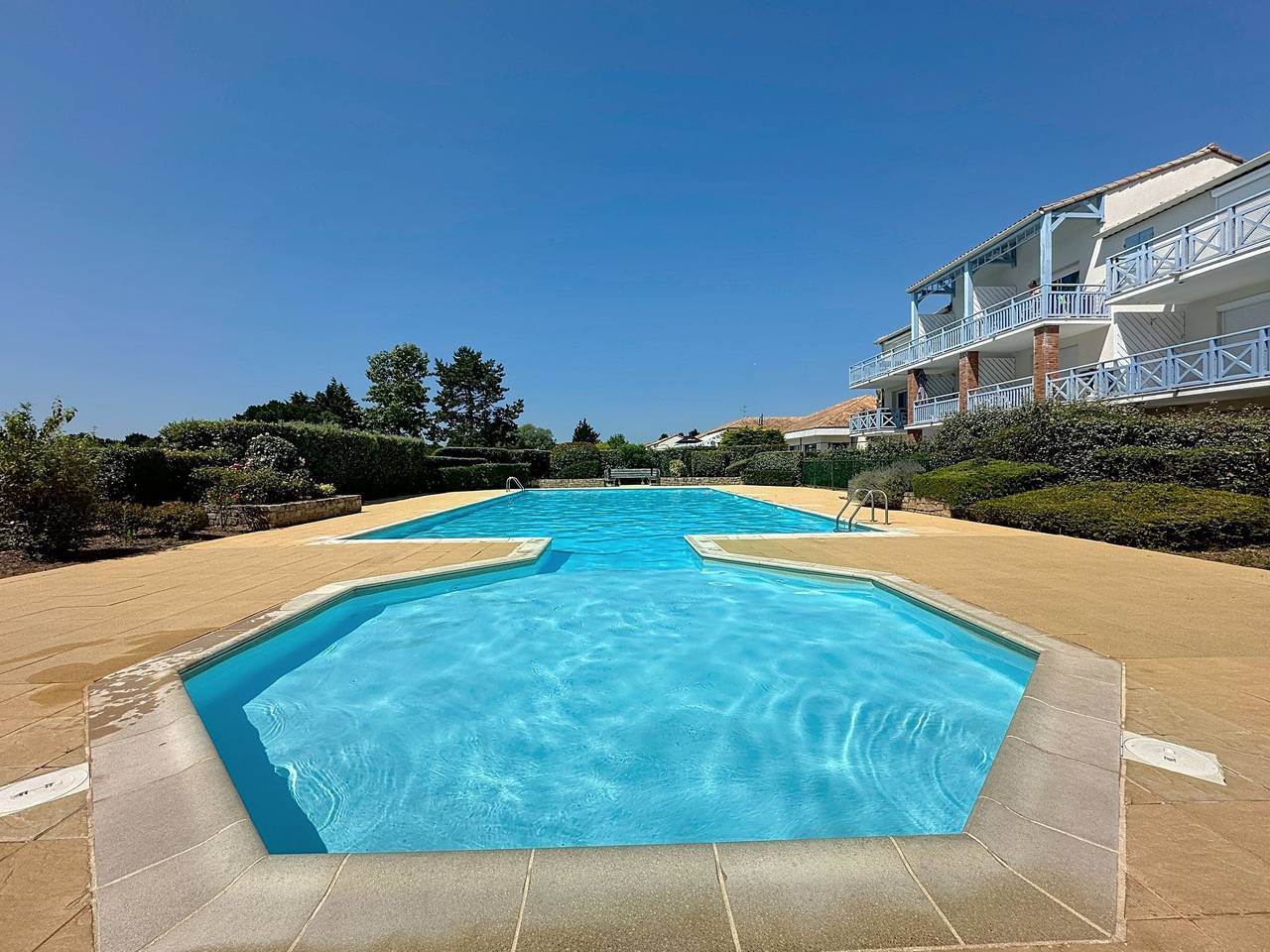 Entire apartment, L'Orée du Golf in Pornic, Côte de Jade