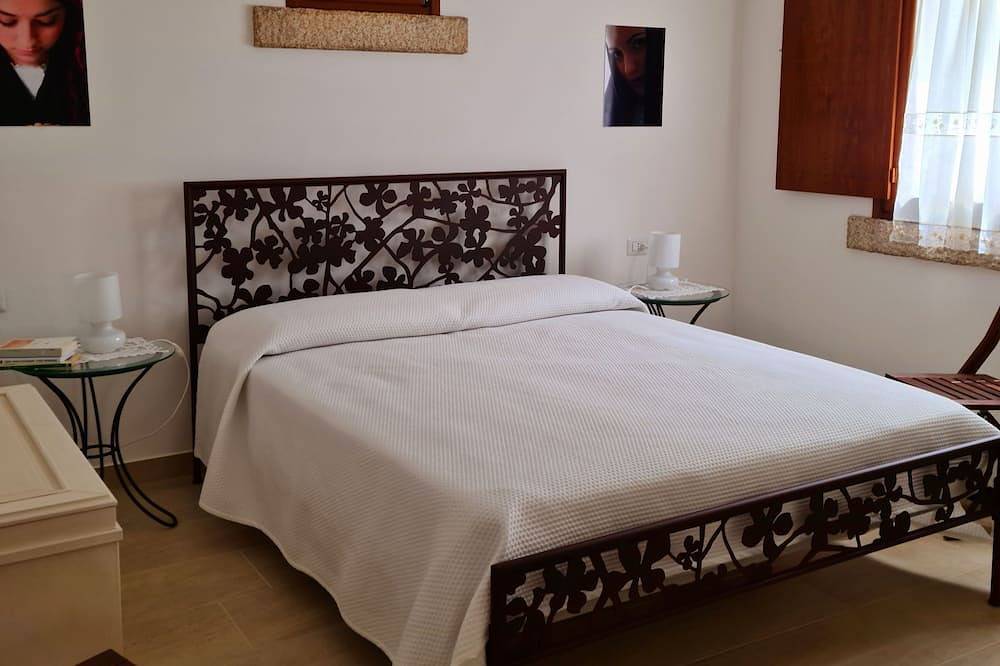 Single-family Villa Mathias 600 meters from the beach of Cala Sinzias in Cala Sinzias, Cagliari Provinz