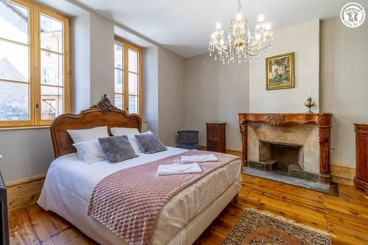 Gîte pour 4 personnes, avec terrasse à Les Échelles