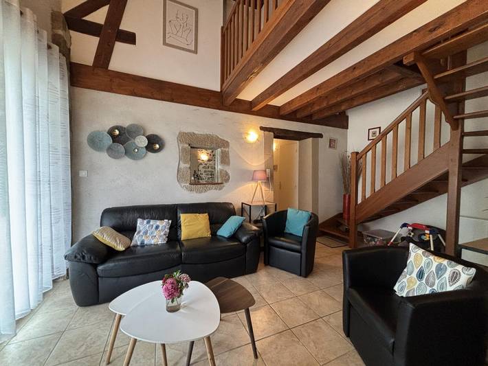 Gîte pour 6 personnes, avec jardin et terrasse, animaux acceptés dans Allier - 2