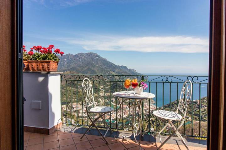 B&b per 4 persone, con Balcone e Terrazza nonché Panorama a Ravello
