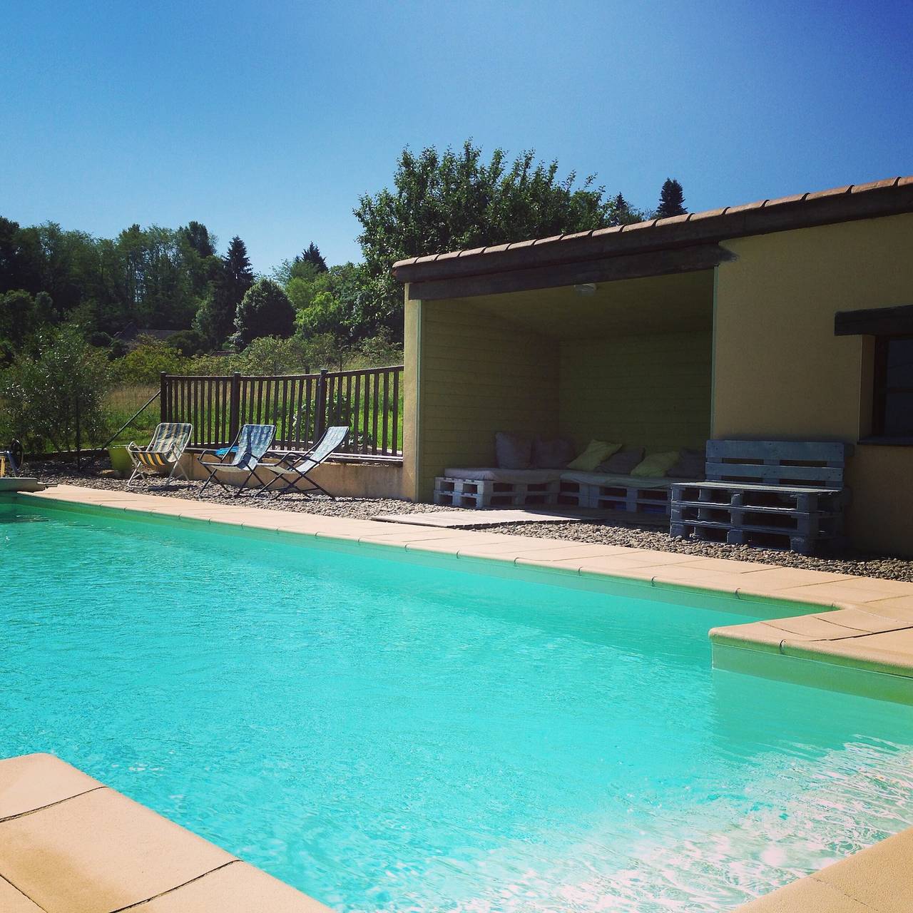 Chambre d’hôtes « La Ferme De La Croix D’allon » avec piscine, jardin et Wi-Fi partagés in Sarlat-la-Canéda, Périgord Noir