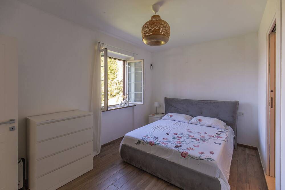 Villa Aura Private Estate: Massive 6000m² Garden with Rome Views in Frascati, Castelli Romani