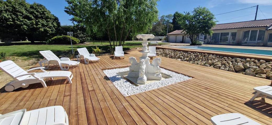 Gîte pour 2 personnes, avec vue ainsi que jardin et piscine à Gaillan-en-Médoc - 4