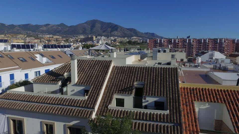 Ganze Wohnung, Top-floor in Los Boliches by Costarentals in Los Boliches, Fuengirola