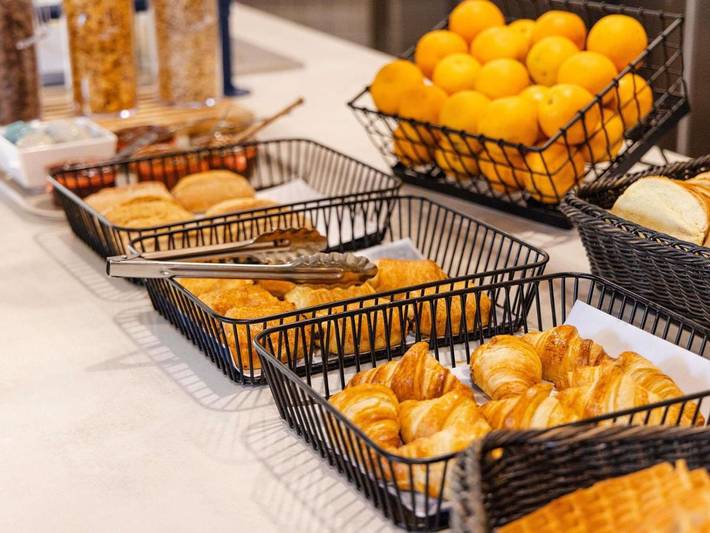 Hôtel pour 3 personnes, avec terrasse à Nanterre - 2