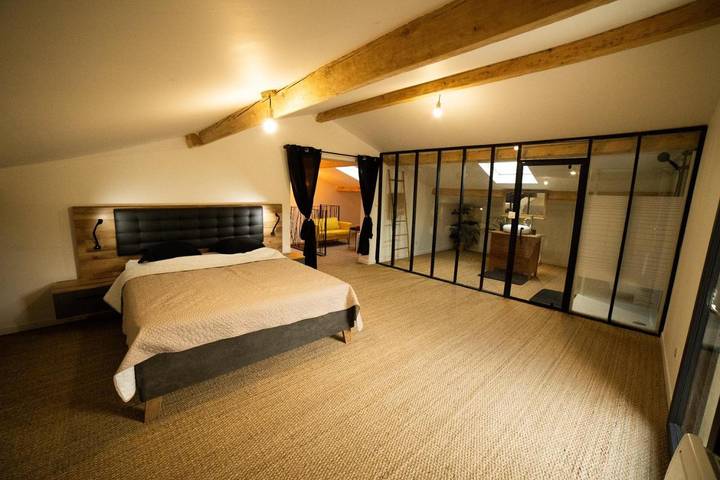 Location de vacances pour 8 personnes, avec jardin ainsi que jacuzzi et piscine à Saint-Bauzille-de-Montmel - 3