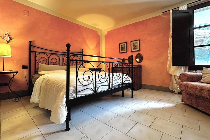 Appartamento intero, Casa Vacanze la Farfalla (Pian Terreno) Profonda Campagna Toscana in San Miniato, Pisa e dintorni