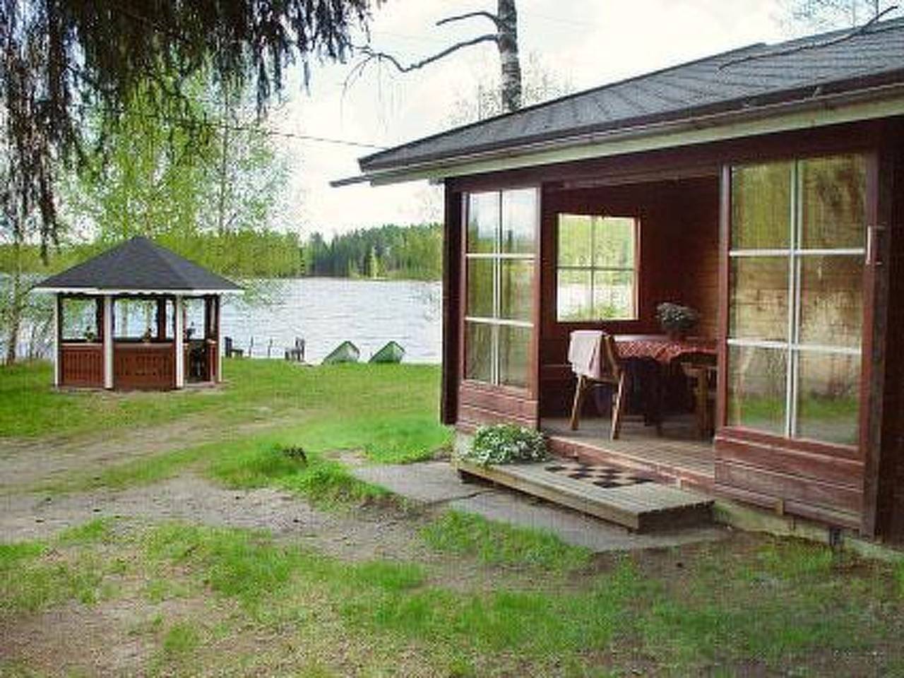 Alahuone in Asikkala, Päijät-Häme