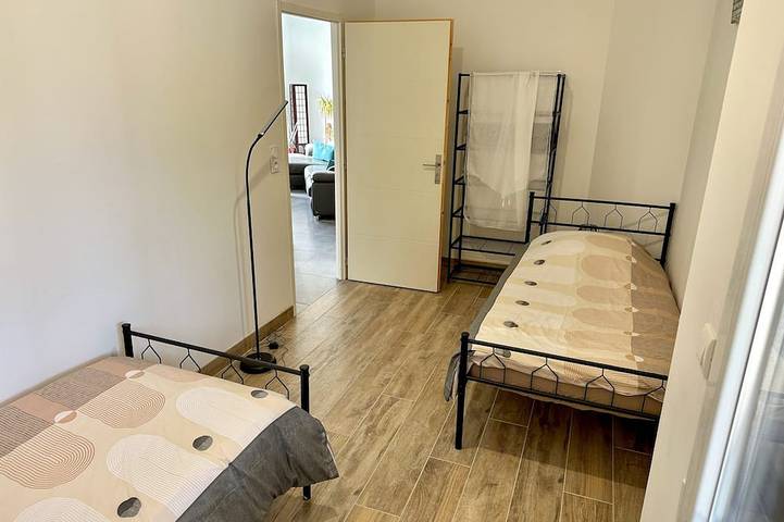 House 4 bedrooms, private garden - near Lac d'Orient and Troyes - Up to 10 people in Lusigny-sur-Barse, Regionaler Naturpark Forêt d’Orient