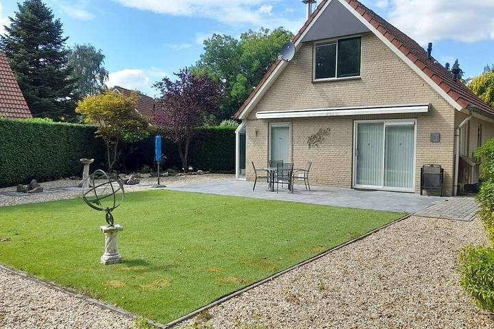 Ferienhaus für 4 Personen, mit Garten und Pool - 1