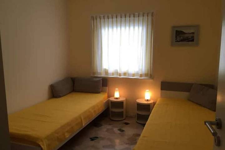 Gîte pour 4 personnes, avec jardin et terrasse dans Riva San Vitale - 2