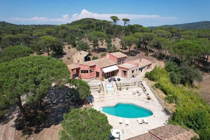 Villa pour 12 personnes, avec jacuzzi à Vidauban