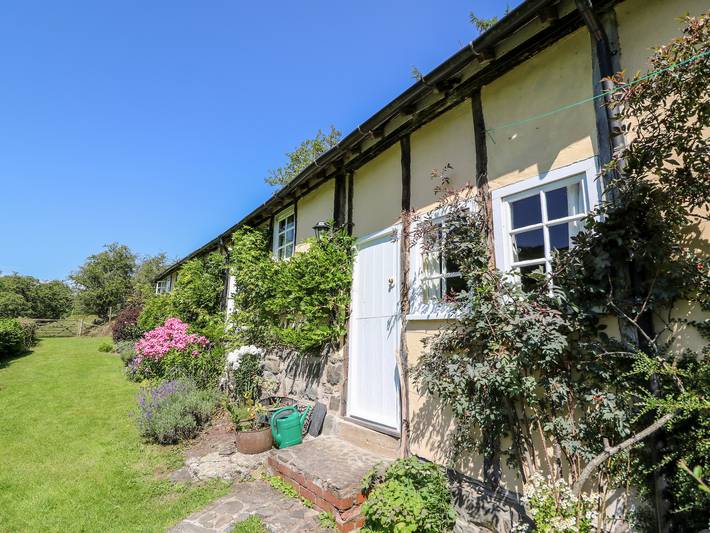 Dolgenau Hir - The Barn in Powys