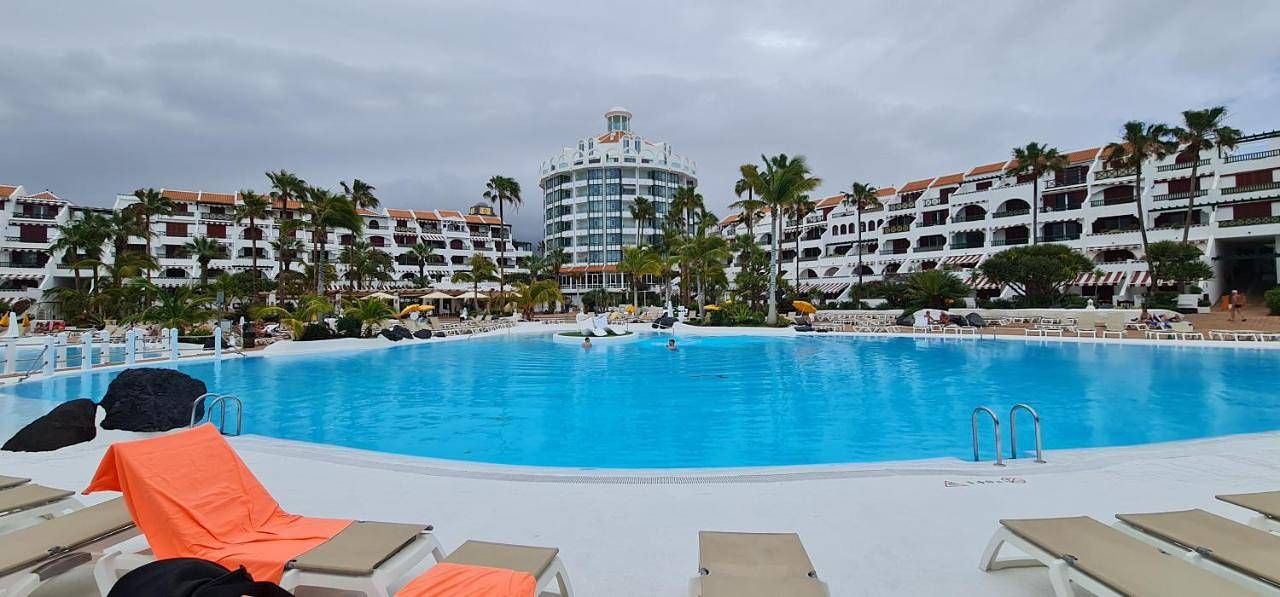 Apartamento entero, One-Bedroom Apartment in Playa del Búnker (Arona), Arona 