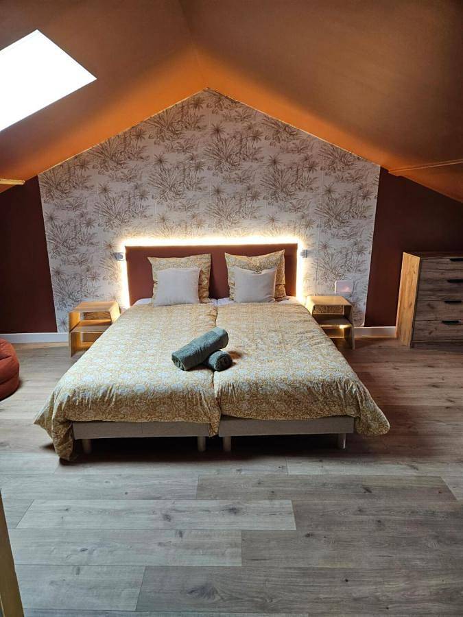 Gîte pour 10 personnes, avec vue, animaux acceptés à Escolives-Sainte-Camille - 3