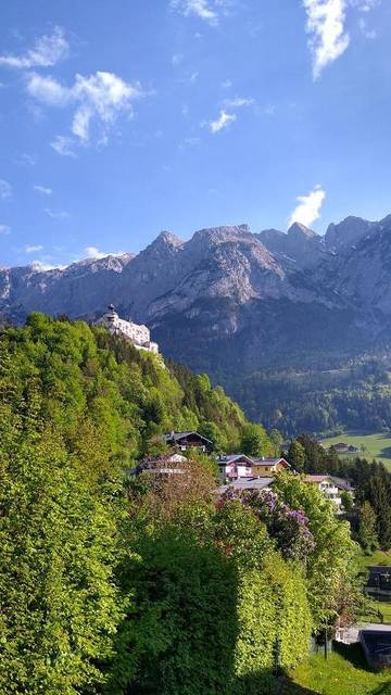 Gîte pour 4 personnes, avec terrasse et vue à Werfen