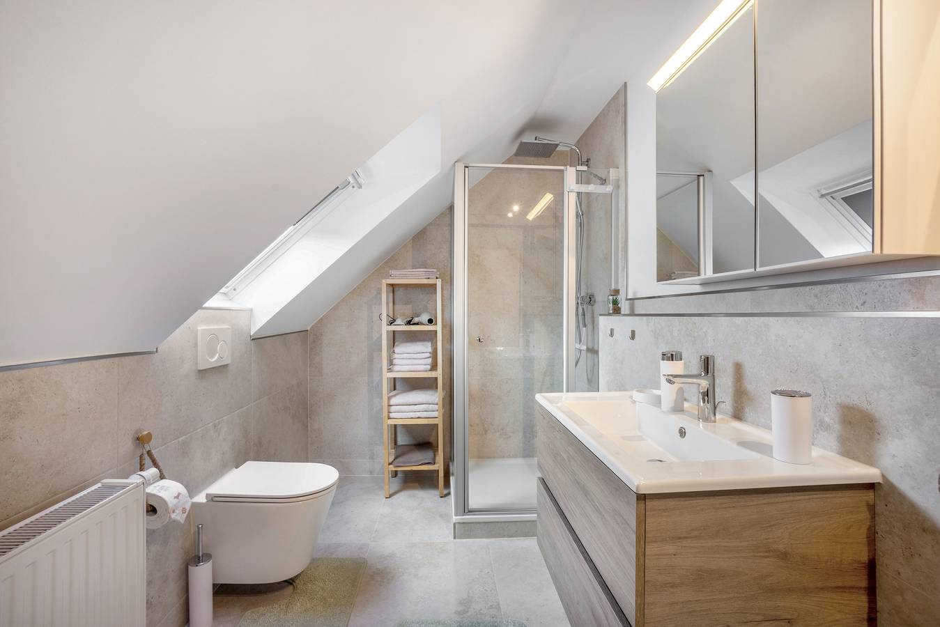 Ganze Wohnung, Ferienwohnung „Nordic Stay Bäk" mit privater Terrasse u. Garten nahe Ratzeburger See, Lübeck, Mölln in Bäk, Naturpark Lauenburgische Seen