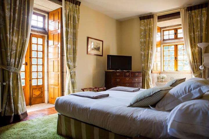 Casa rural para 2 personas, con terraza además de jardín y vistas en Comarca de Vigo - 2