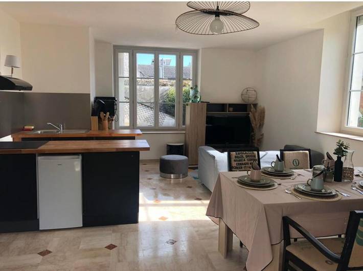 Location de vacances pour 4 personnes, avec Terrasse et Jardin ainsi que Vue sur le lac et Vue à Suèvres