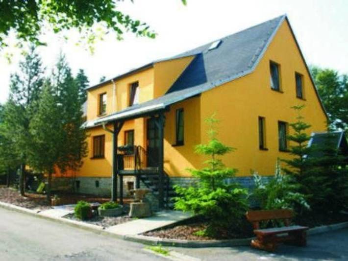 Ferienhaus für 8 Personen, mit Garten und Sauna in Sehmatal - 2