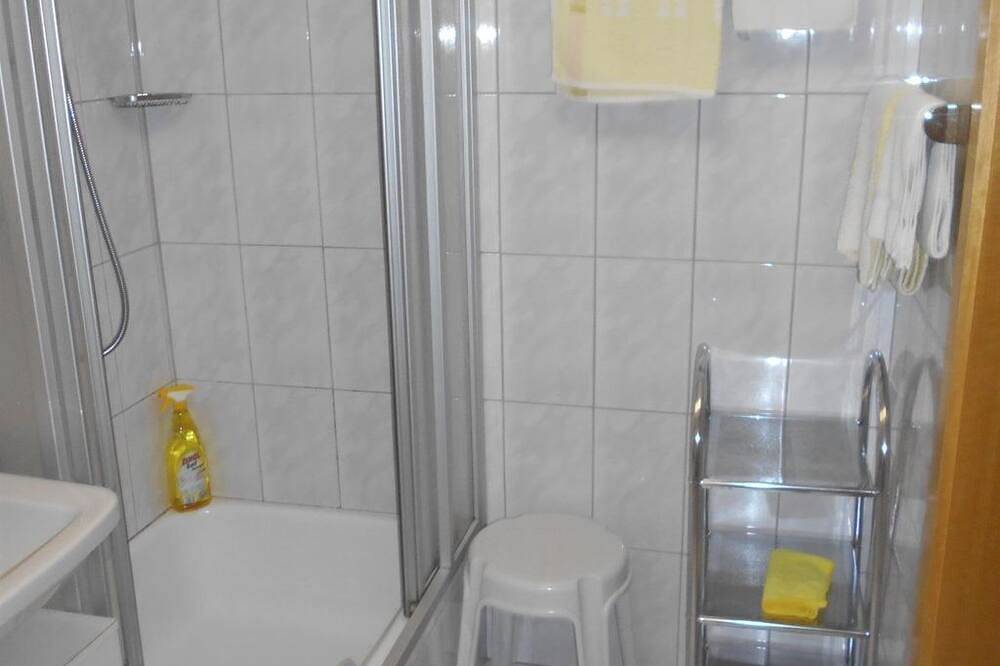 Ganze Wohnung, Appartement Harmonie 38m² - Ferienwohnung Rebenblick in Oberotterbach, Südliche Weinstraße