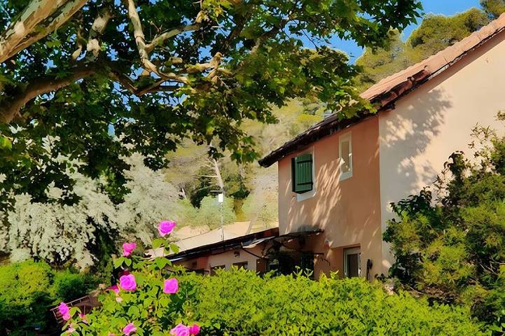Maison de vacances pour 7 personnes, avec terrasse et piscine, animaux acceptés - 1