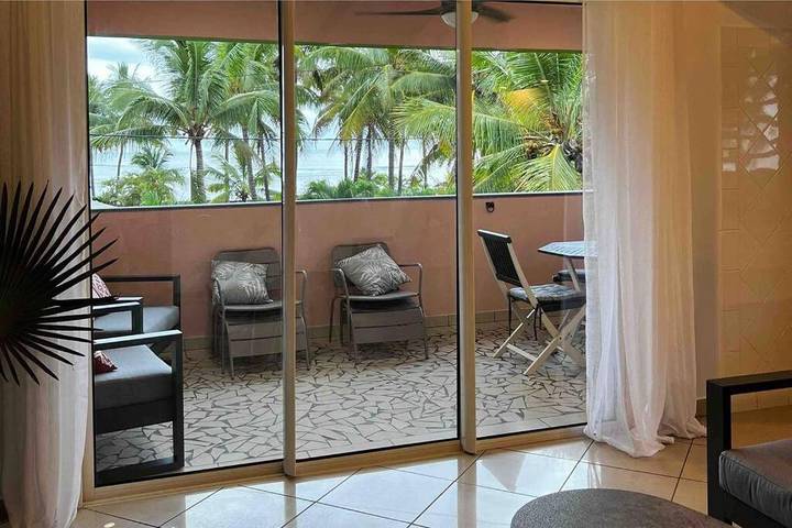 Gîte pour 4 personnes, avec vue et balcon dans Plage de Trou d'eau - 2