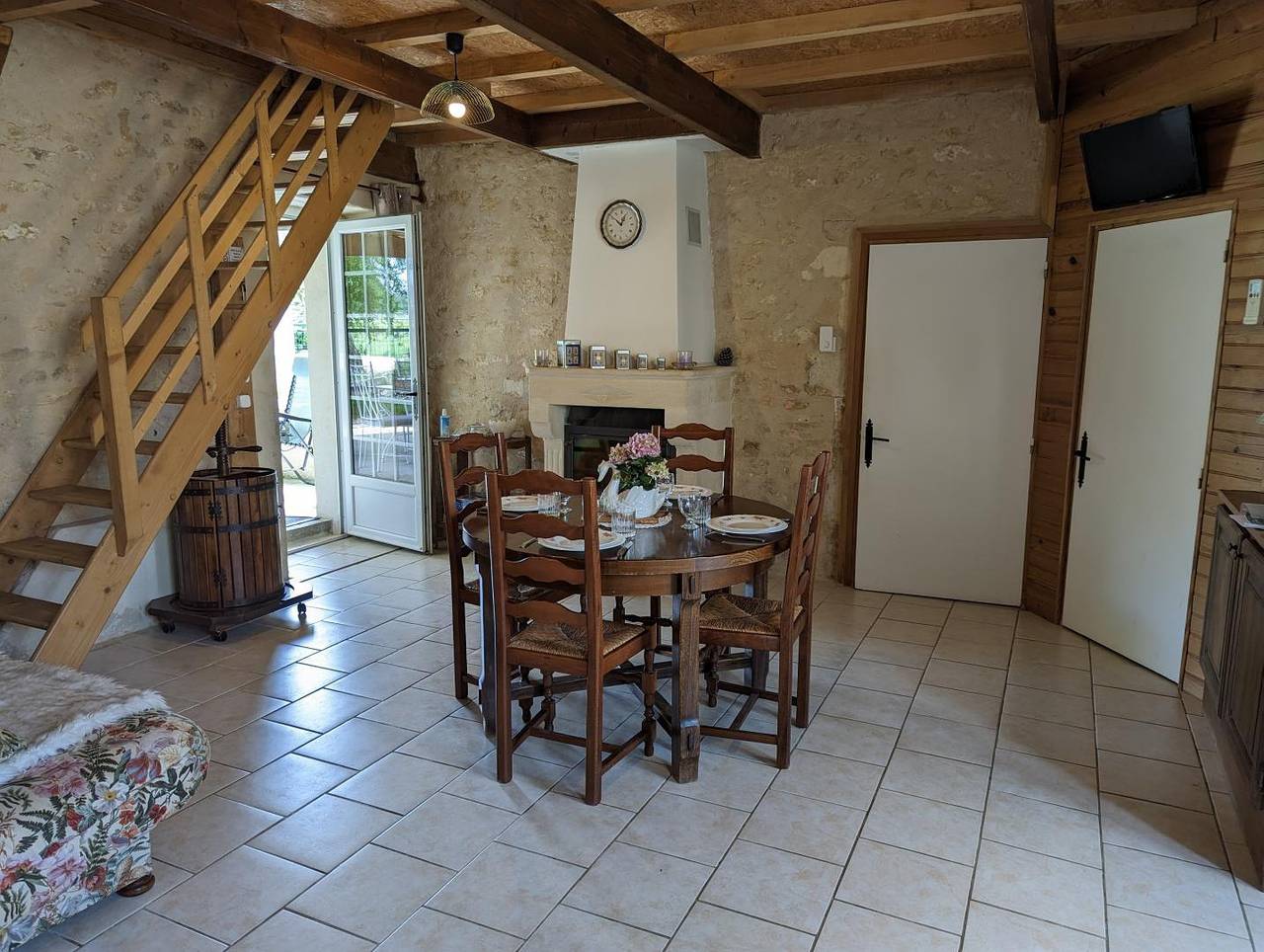 Gîte voor 4 personen met terras in Saint-Sulpice-de-Cognac, Charente