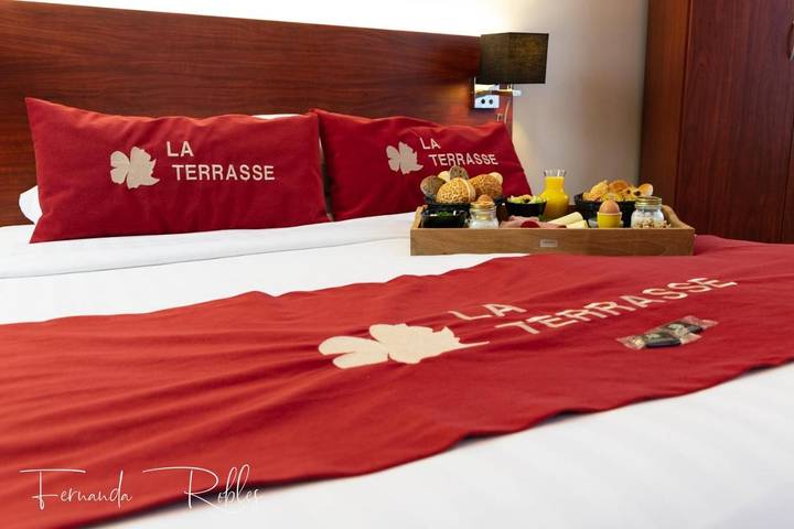 Hôtel pour 4 personnes, avec terrasse, animaux acceptés