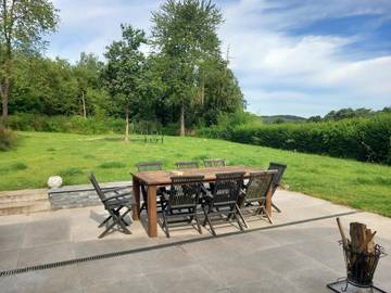Chambre d’hôte pour 5 personnes, avec vue ainsi que jardin et terrasse, adapté aux familles à Grez-Doiceau