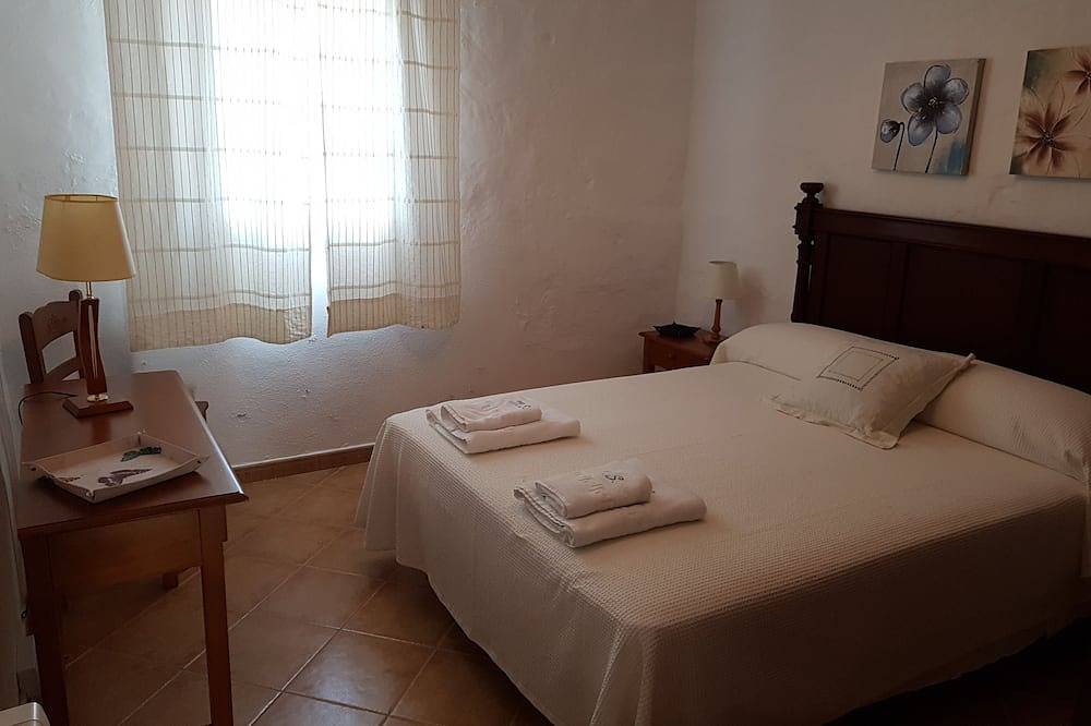 Maison de campagne avec piscine idéale pour les familles près de Mahón in Mahón, Minorque