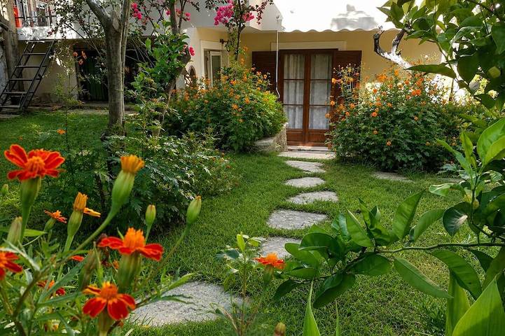 Gîte pour 4 personnes, avec Balcon et Jardin