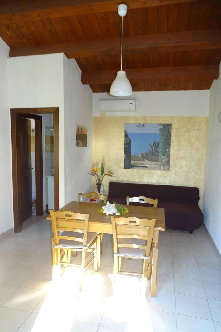 Schöner Bungalow direkt am Sandstrand auf Sizilien in Marina di Modica, Módica