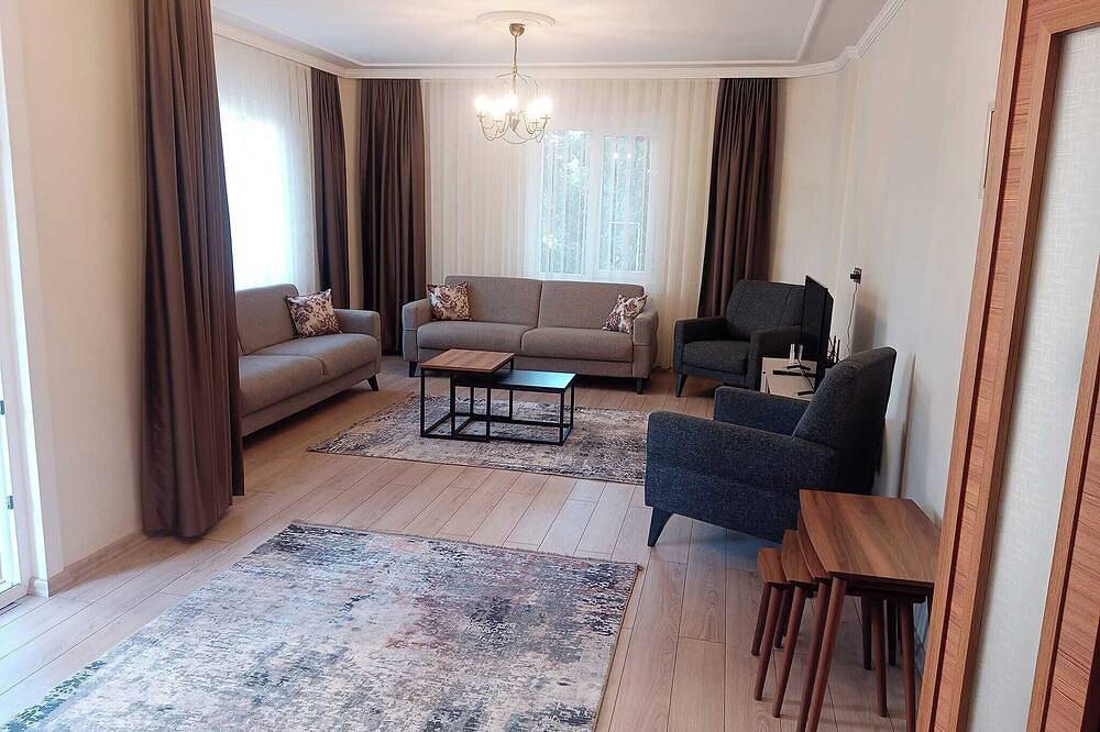 Ganze Wohnung, Elegant Seaside 3Br Retreat for Families Near Trabzon Center in Akçaabat, Provinz Trabzon