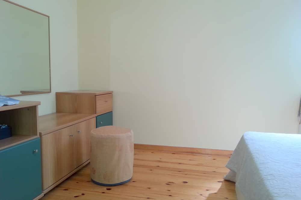 Ganze Wohnung, Traumwohnung in Top-Lage direkt am Strand gelegen, mit wunderschönem Meerblick in Lygaria, Achlada