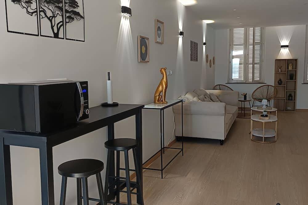 Ganze Wohnung, The peaceful little cocoon at the porte d'arroux in Autun, Autun und Umgebung