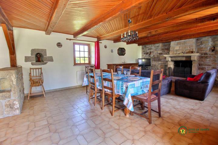 Gîte pour 6 personnes, avec jardin et terrasse à Locoal-Mendon - 3