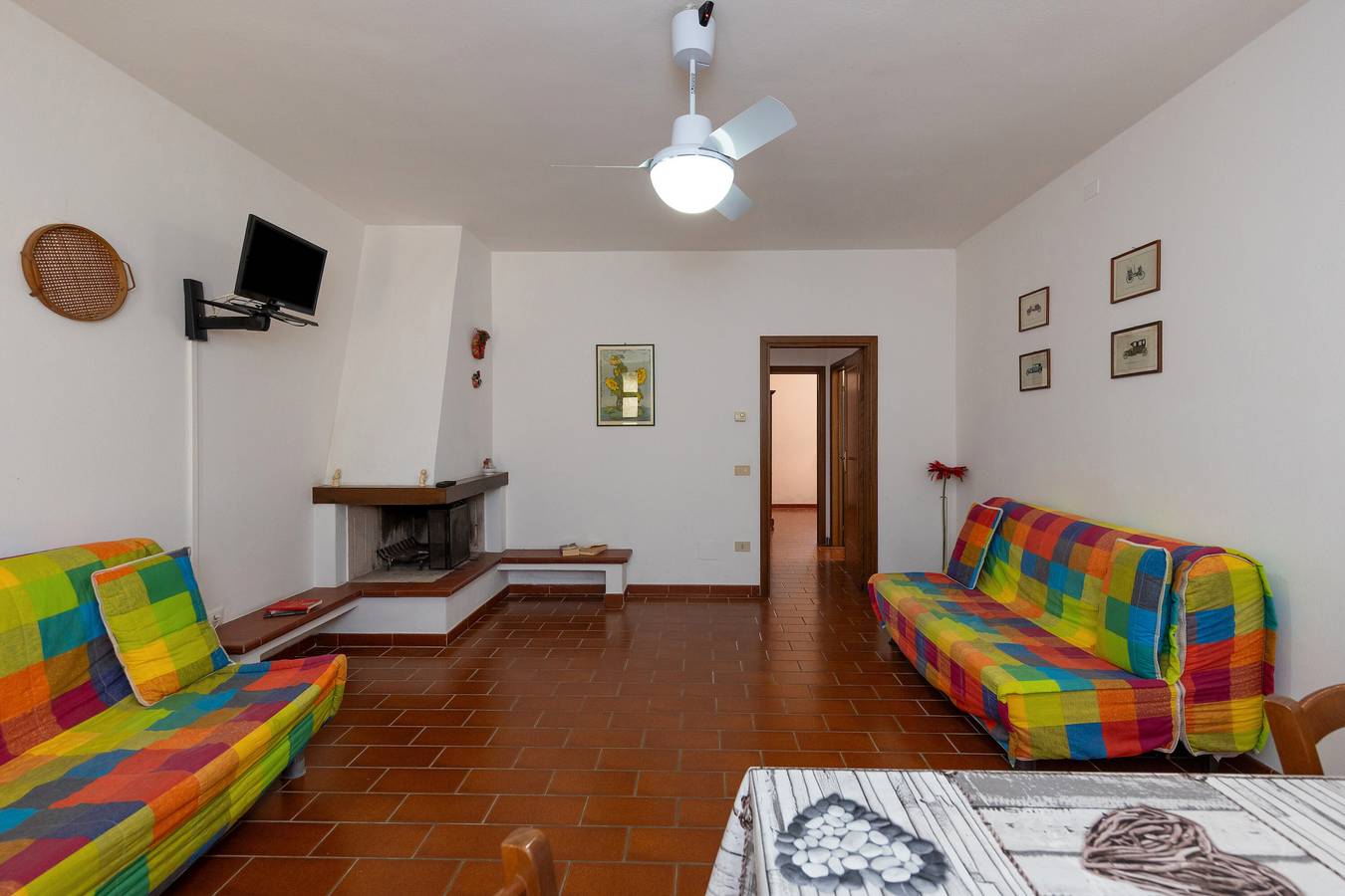 Appartamento intero, Appartamento 'Milla - Trilocale Fagiano' con piscina condivisa, terrazza privata e Wi-Fi in Cecina, Costa degli Etruschi