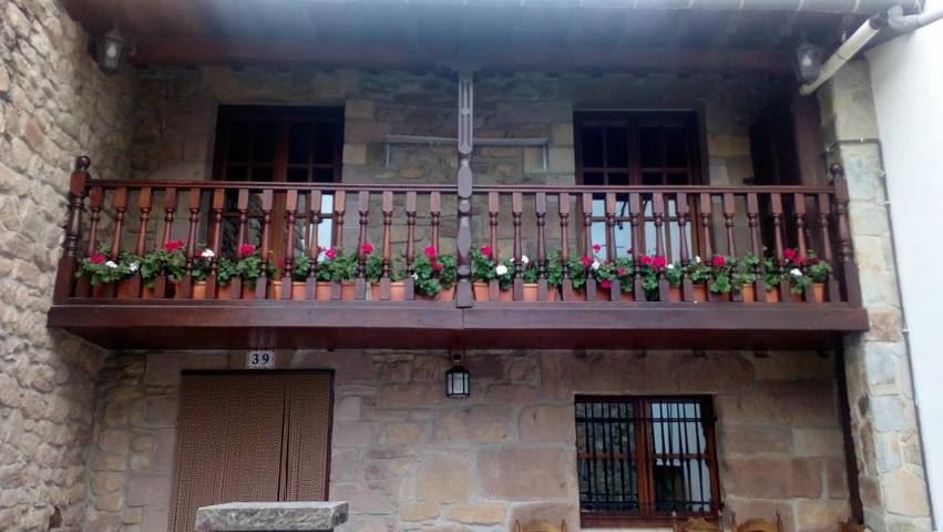 Casa rural para 6 personas, con vistas y terraza, Se admiten mascotas en Besaya - 2