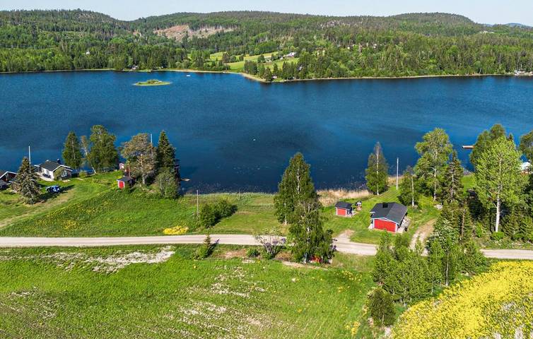 Hus för 6 Personer med trädgård in Allting, Ångermanland
