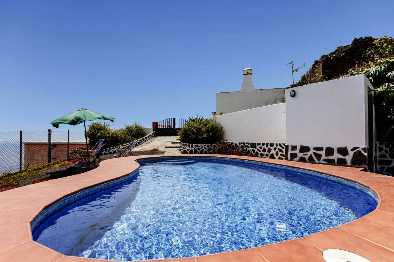 Two-Bedroom House in El Granel, Puntallana