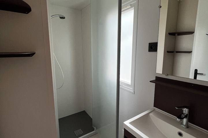 Mobil home pour 6 personnes, avec piscine à Villeneuve-lès-Maguelone - 4